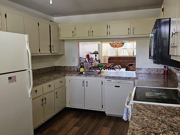 5th image of 2981 N Nob Hill Road #201