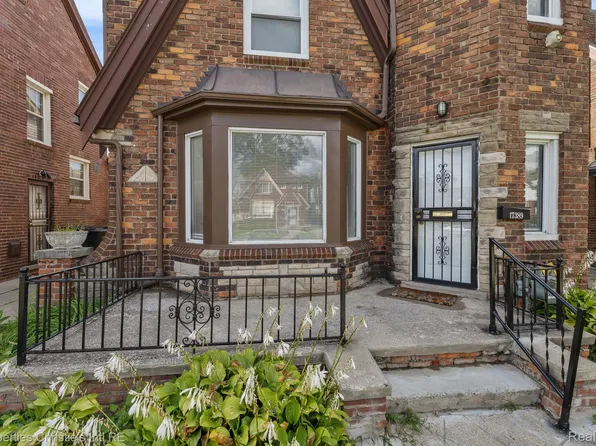 17389 Prairie St, Detroit, MI 48221