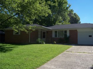 8235 Lockwood Ln, Indianapolis, IN 46217