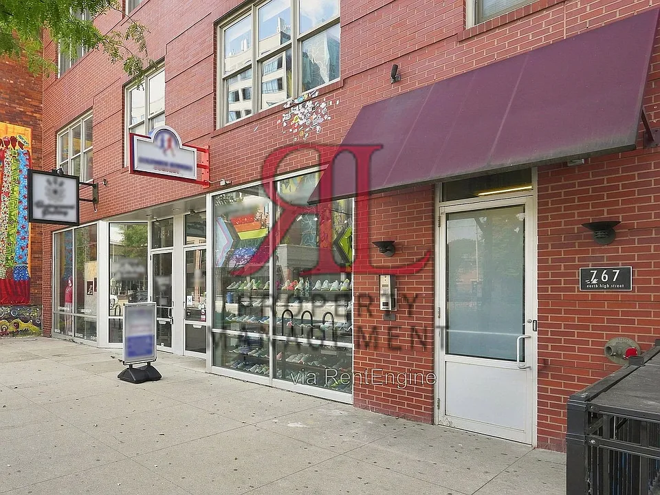 767 N High St #209