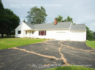 1237 Tallmadge Rd, Kent, OH 44240