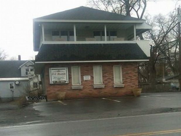 2nd image of 2635 Broadway