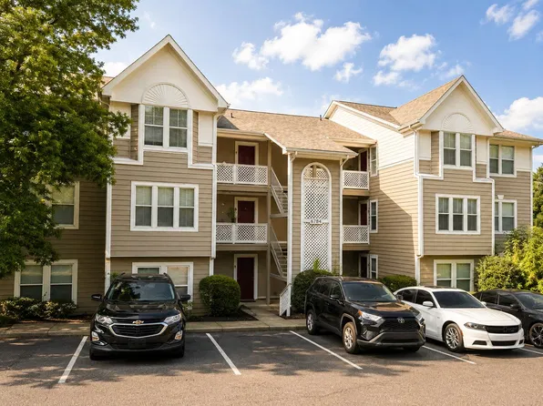 6784 Willowbrook Dr APT 6, Fayetteville, NC 28314