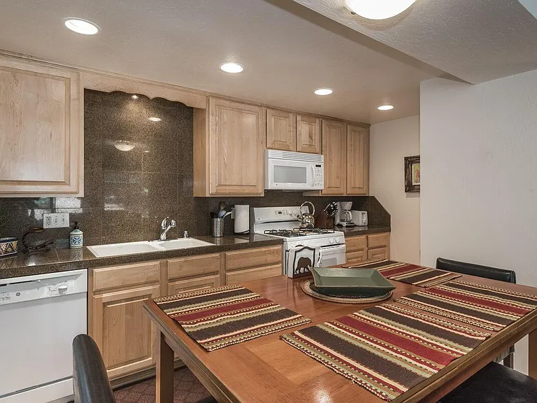 52-3101 Lake Forest Rd #52 — Photo 2