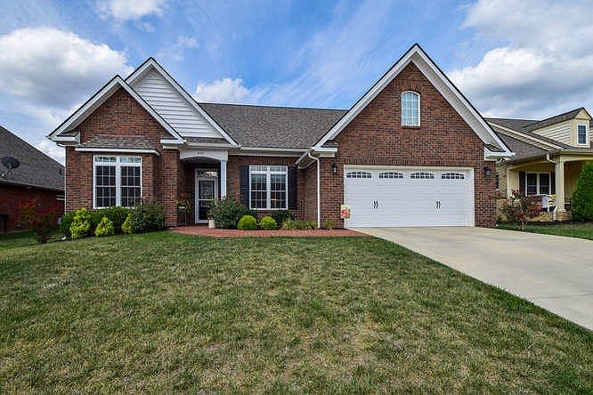 459 Deer Run Cir Salem VA-small-001-14-1