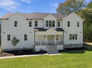 30 N Mill St, Holliston, MA 01746