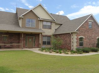 1901 Forest Rd, Norman, OK 73026