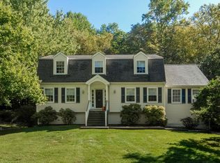 81 Scodon Dr, Ridgefield, CT 06877