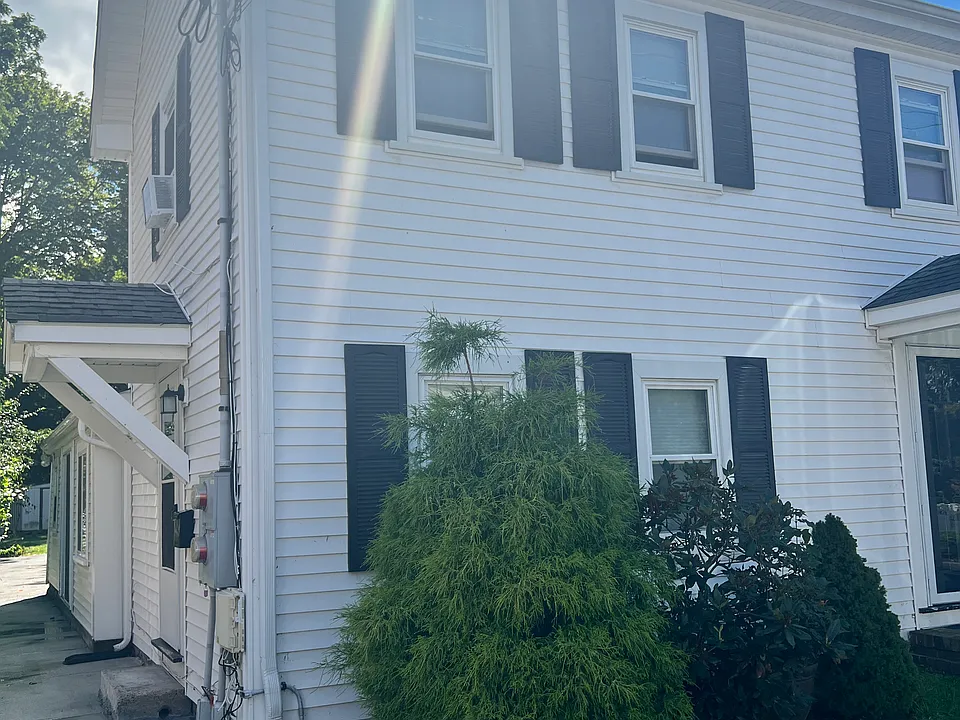 22 Montvale Ave #A