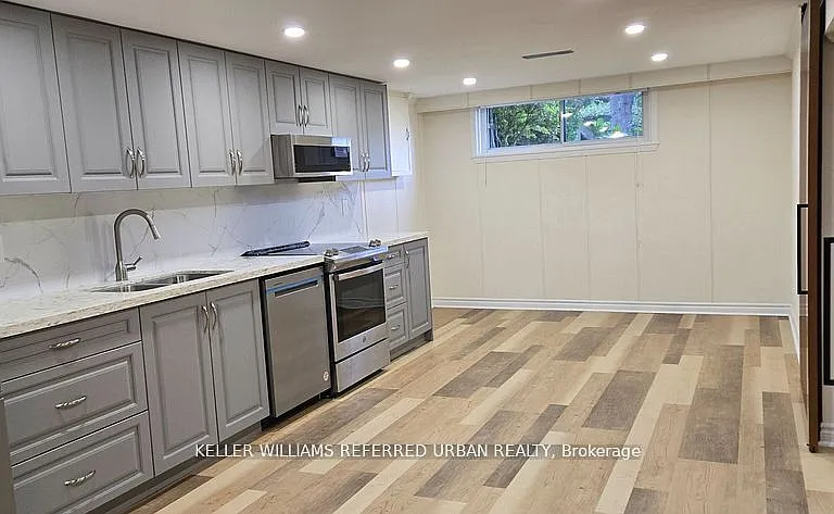 49 Halkin Cres #BASEMENT — Photo 6
