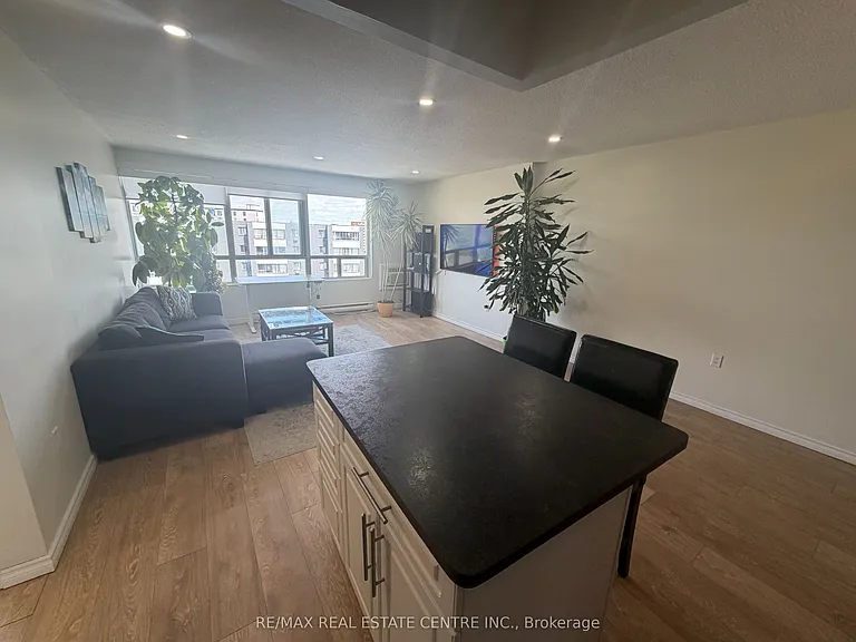 65 Highland Cres #804 — Photo 16