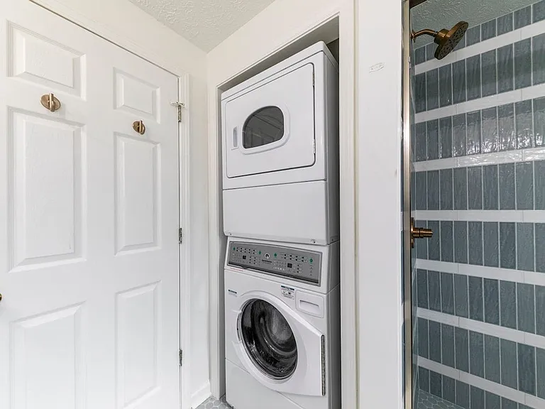 Laundry Room Cabinet