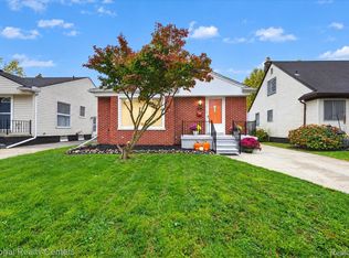 634 N Edison Ave, Royal Oak, MI 48067