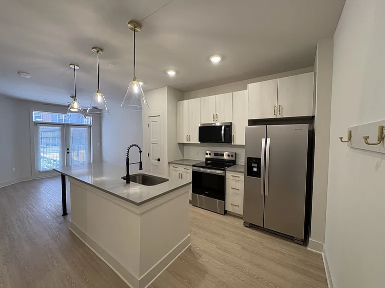 District on the Etowah Apartments — Photo 464
