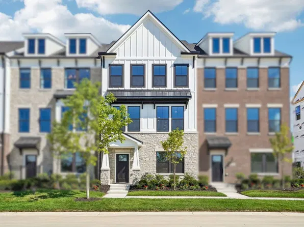 44070 Oakmont Dr, Plymouth, MI 48170