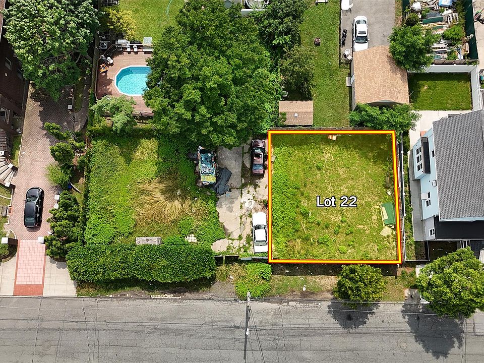 1st image of 829 Dean Avenue