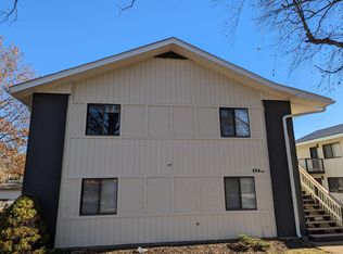 8948 Eden Ave APT D, Saint Louis, MO 63123