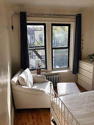 1st image of 110 Empire Blvd APT 6