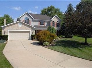 2003 Hunters Point Ln, Westlake, OH