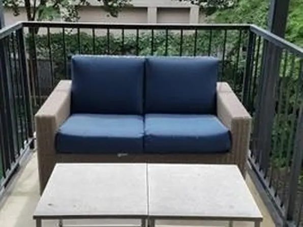 525 Adams Street image 1 of 7