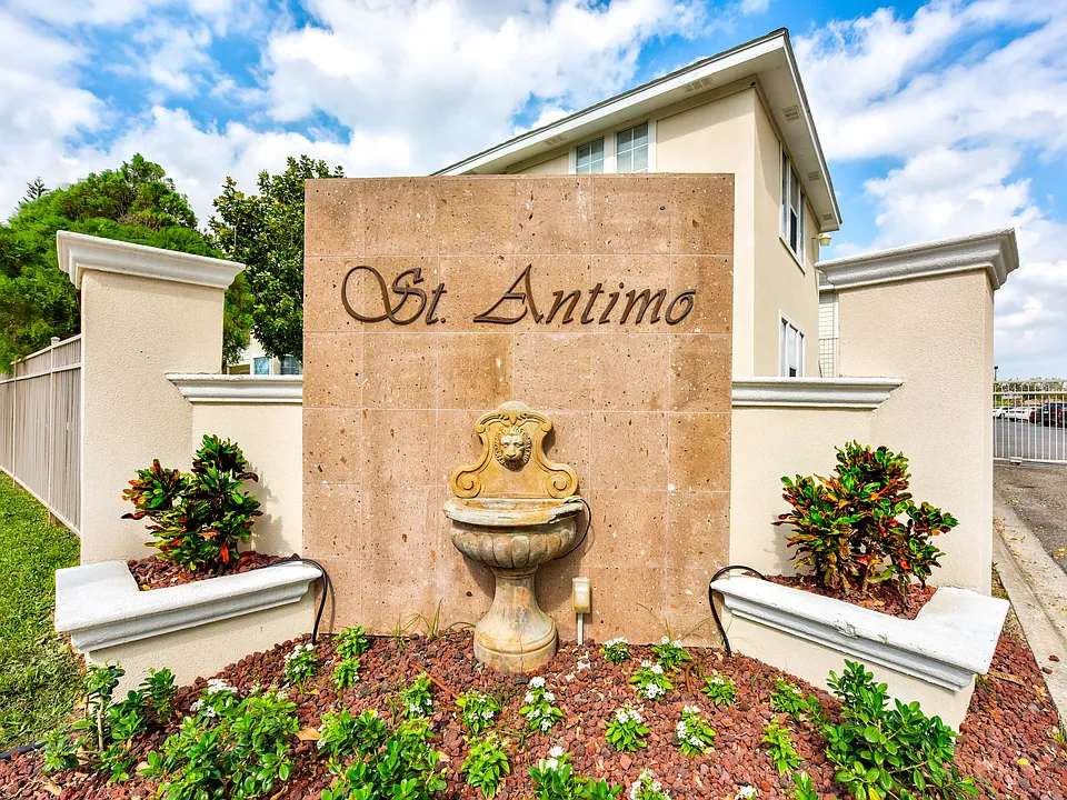 St. Antimo Apartments