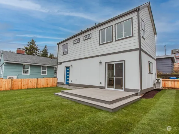 4605 SW Cloverdale Street, Seattle, WA 98136