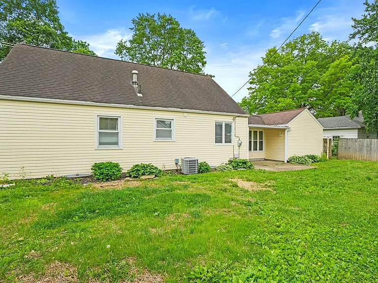 1000 Glenmore Ave — Photo 30
