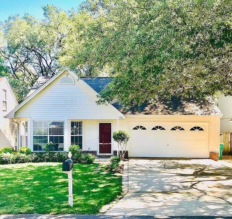 1st image of 160 Wright Cir