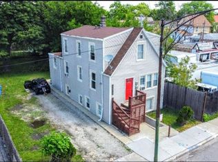4258 W Montrose Ave #2A, Chicago, IL 60641