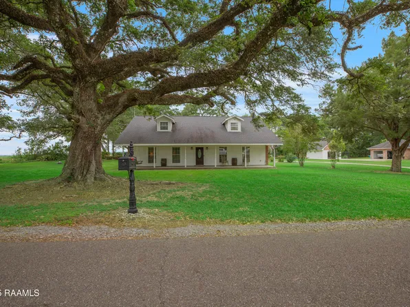 111 W Oaklawn Dr, Cypremort Pt, LA 70538