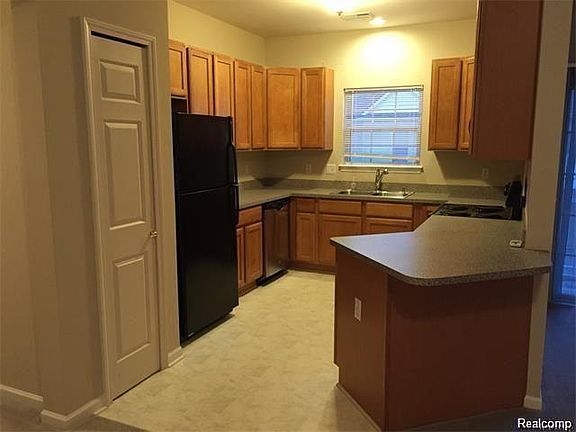 2nd image of 5211 Addington Dr