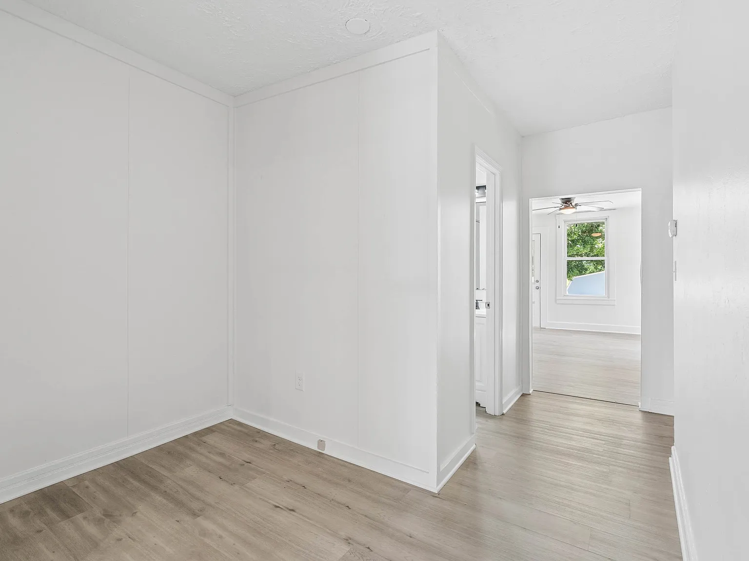 3 bed, 1328 sqft, $2,250 — Photo 3