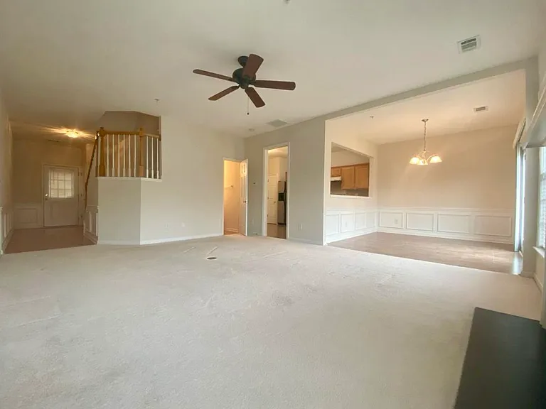 230 Regent Sq #230 — Photo 6