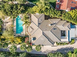 4440 Hayvenhurst Ave, Encino, CA 91436