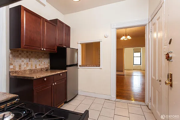 Rented by Oxford Property Group | media 18