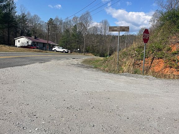 4th image of 2005 Ada Williams Ln