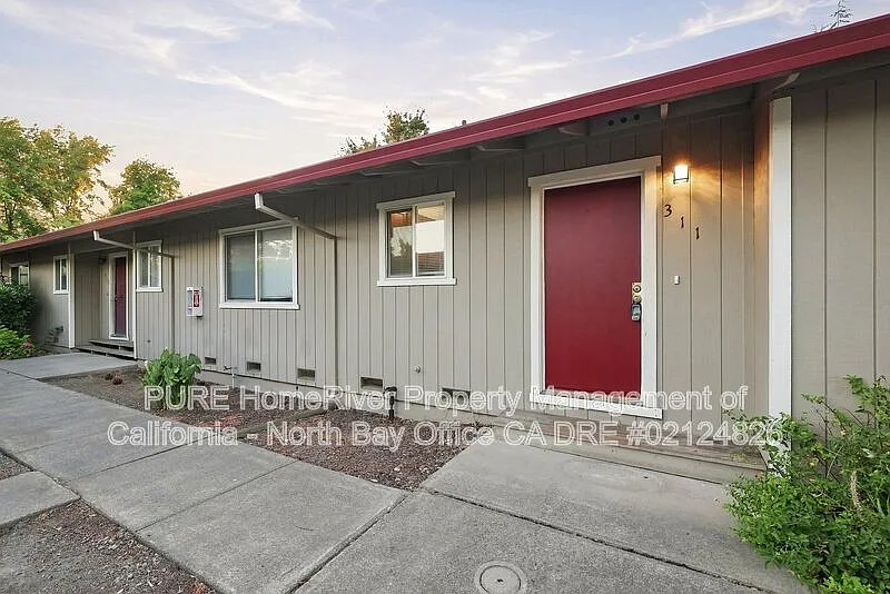 2 bed, 1.0 bath, 860 sqft, $2,000 — Photo 2