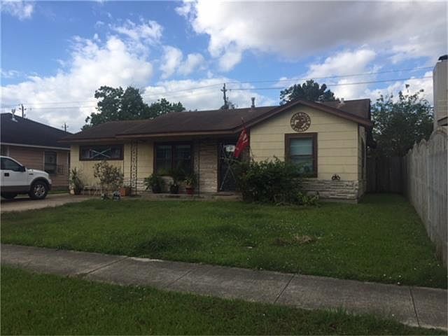 1st image of 2511 Ingersol Ave