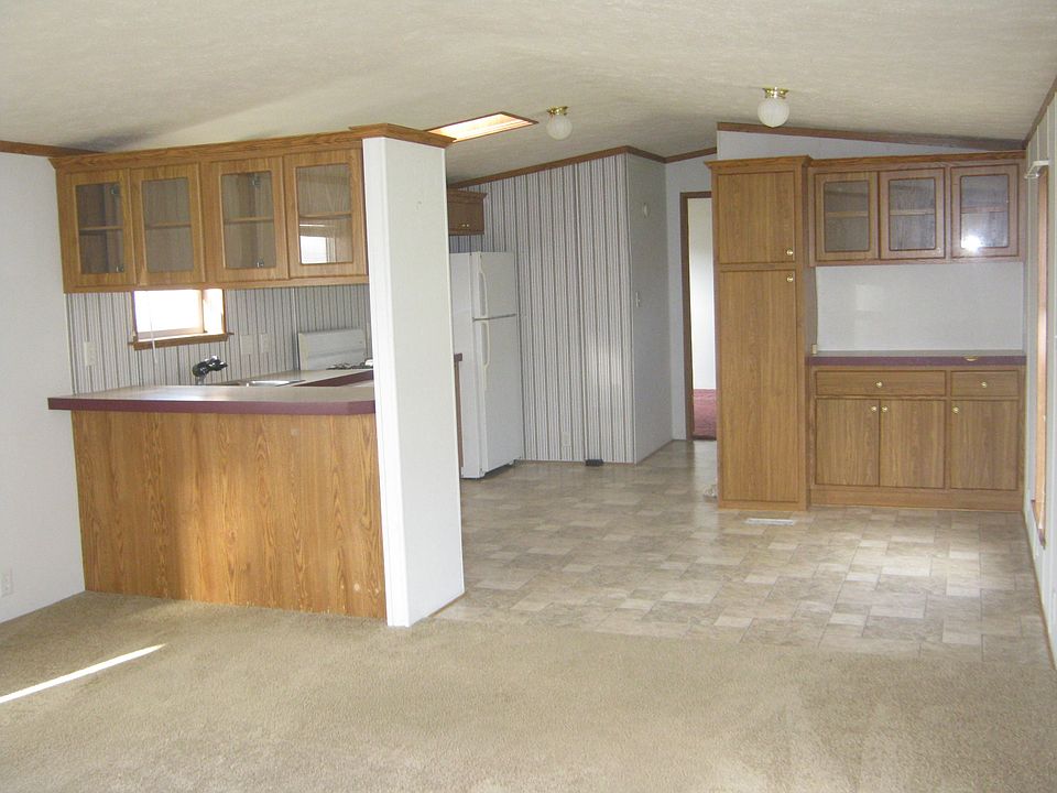 2nd image of 2004 Meadows #2004