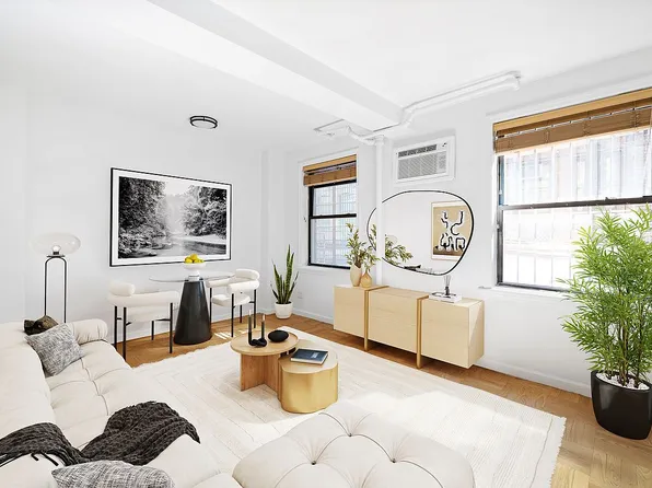 226 E 12th St APT 1H, New York, NY 10003