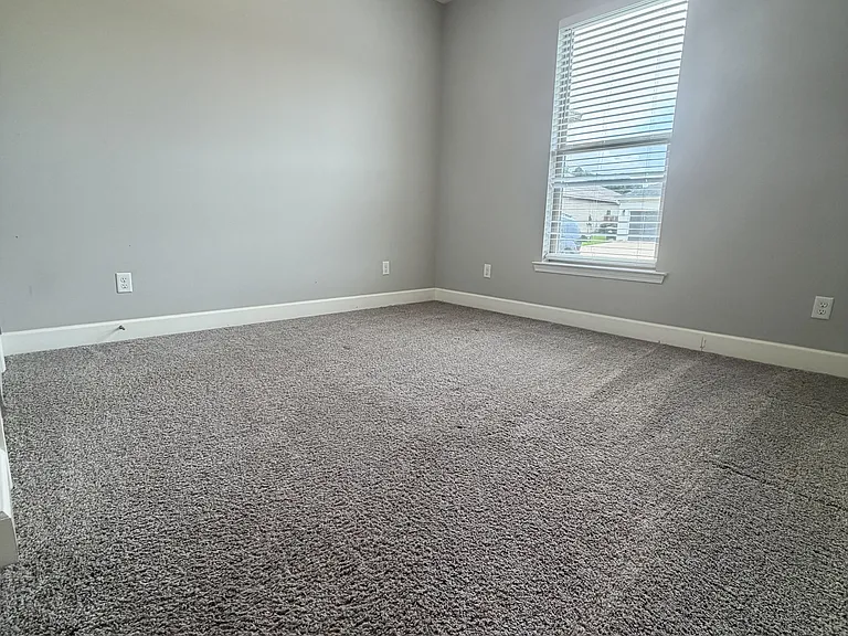 4512 Western Woods Dr — Photo 13