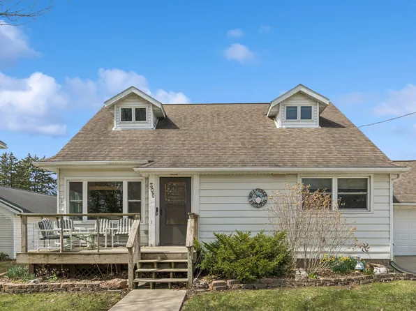 308 S Egbert St, Monona, IA 52159