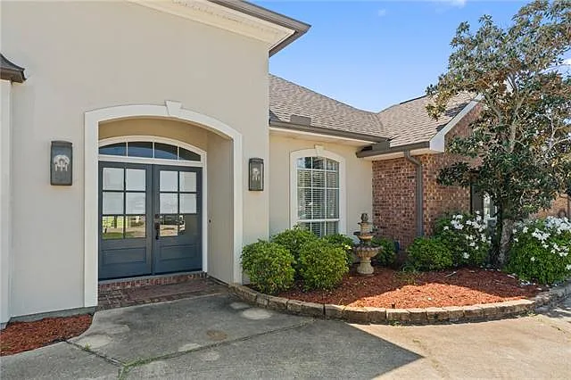4 bed, 3.0 bath, 2675 sqft, $2,850 — Photo 3