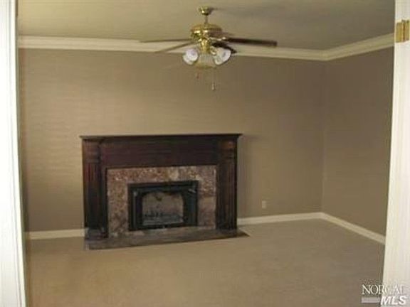 2nd image of 1516 Meadowlark Ln