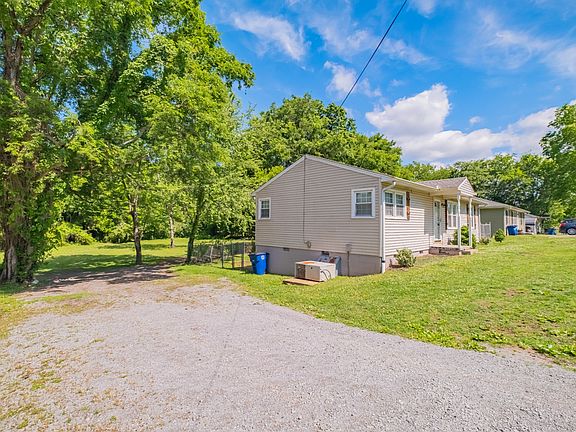 3rd image of 1025 Fairfield Pike