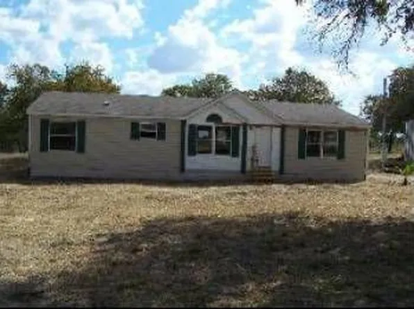 21846 Priest Rd, Elmendorf, TX 78112