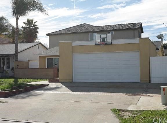 3rd image of 4120 E Addington Dr