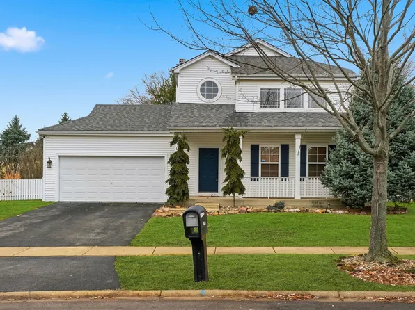 1820 Bluestem Cir, Aurora, IL 60504