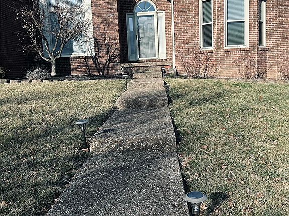 2nd image of 4676 Saron Dr