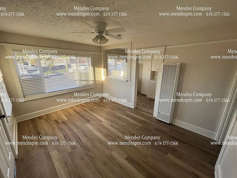 623 W Kalmia St — Photo 5